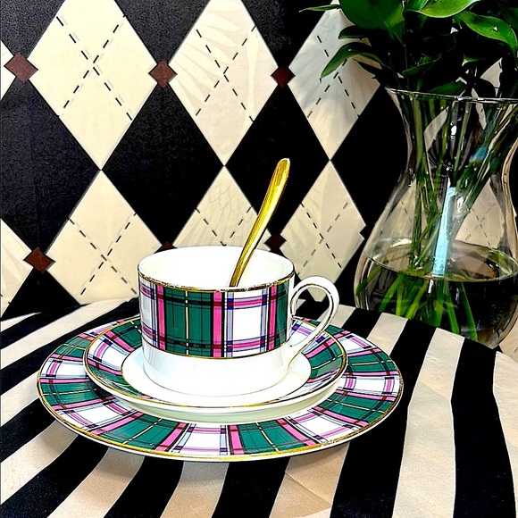 Minton Tartan Royale Trio: Cup, Saucer & Bread Plate – Sophisticated - Picture 12 of 14